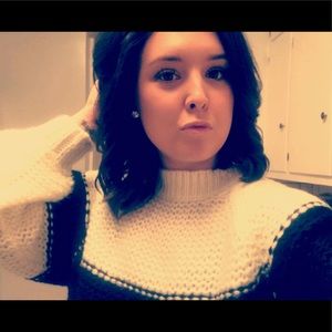 Meet your Posher, Cassie